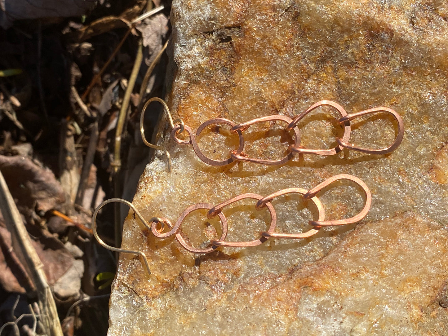 horseshoe link dangles