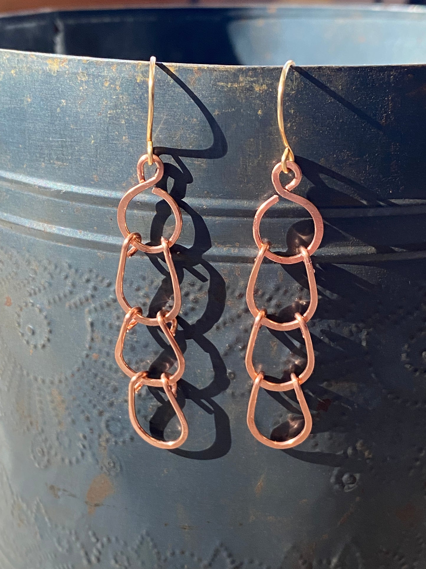 horseshoe link dangles