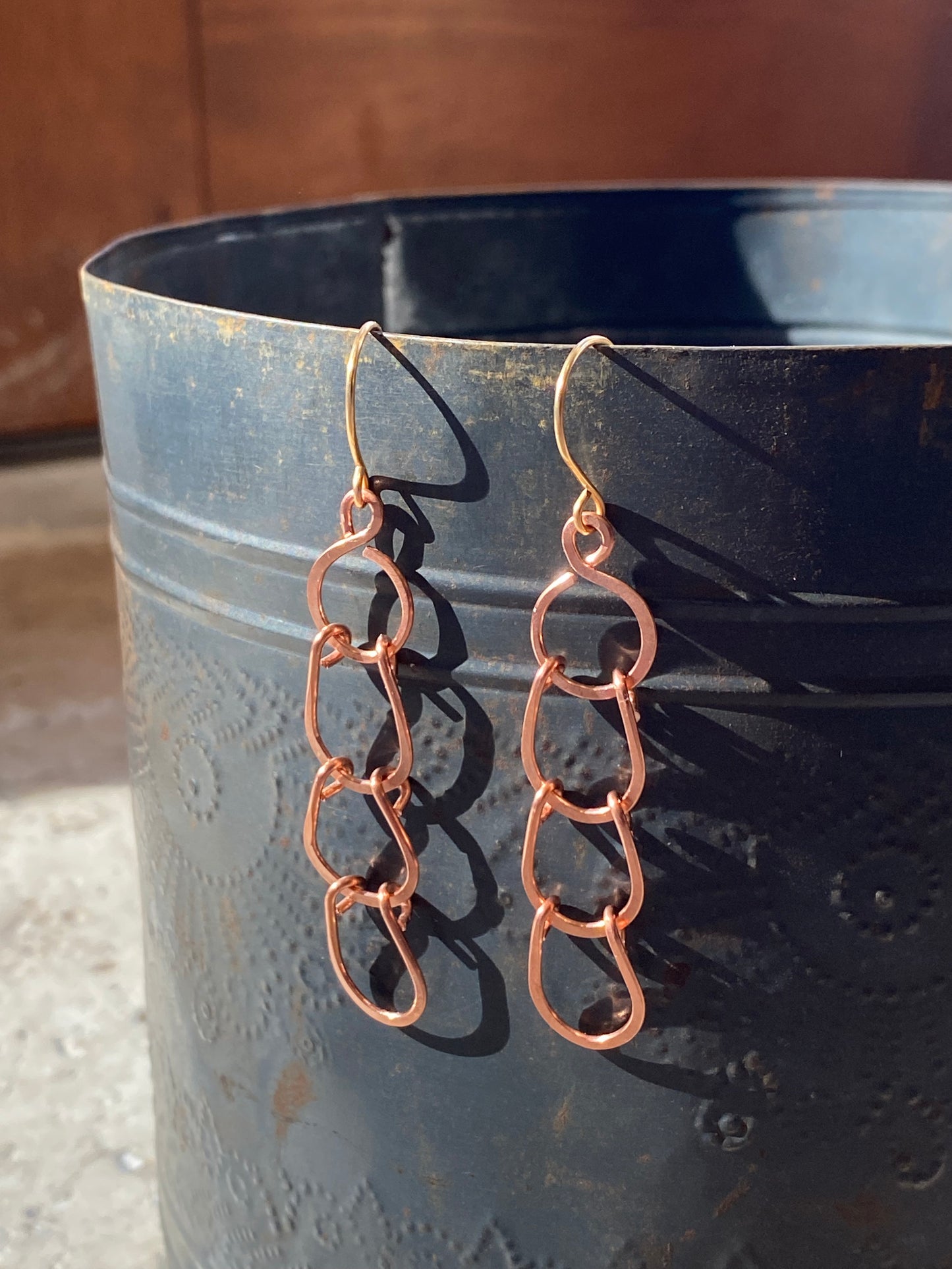 horseshoe link dangles