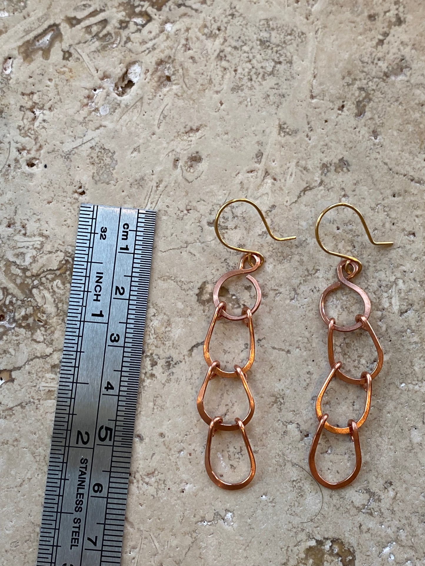 horseshoe link dangles