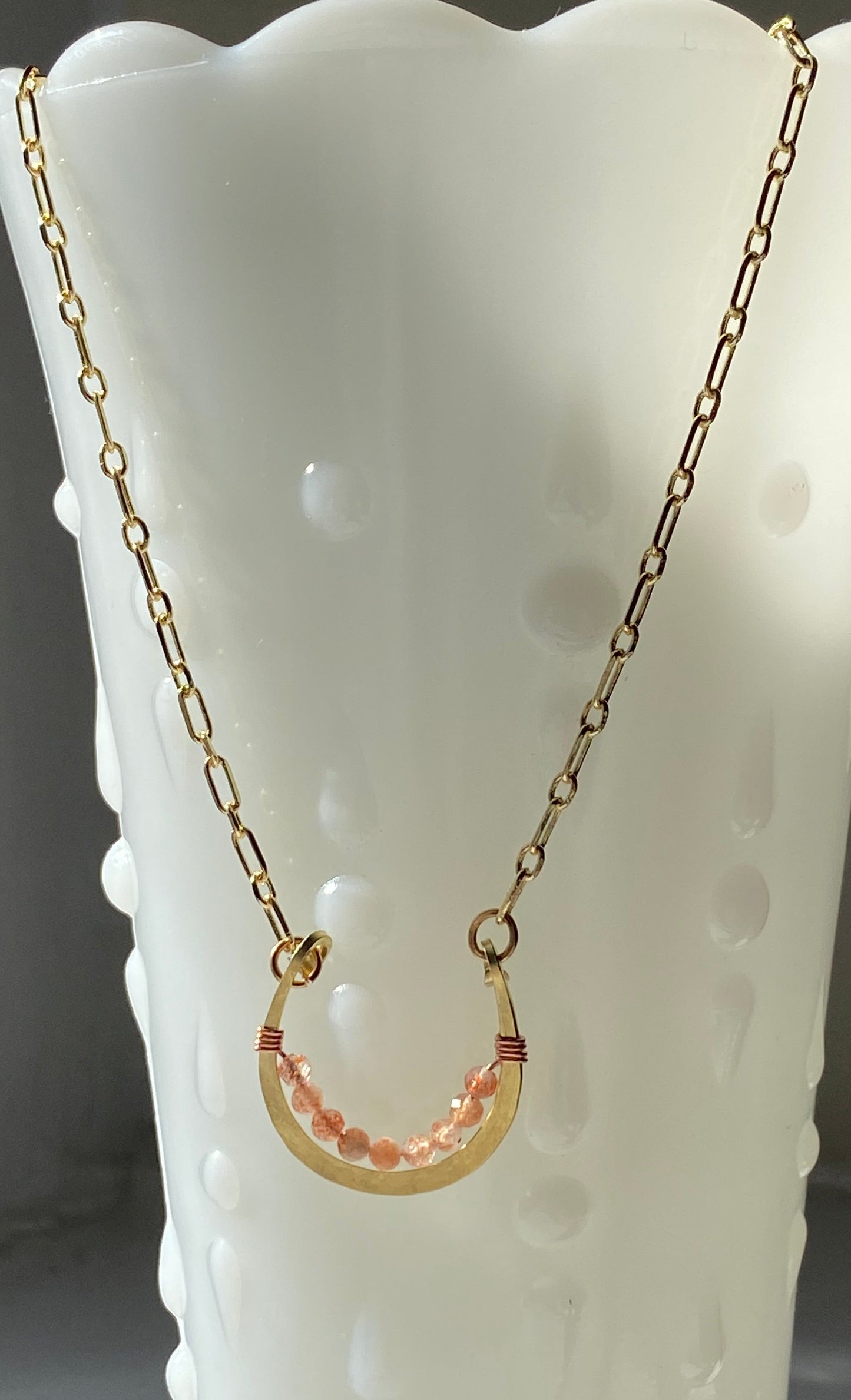 horseshoe bar necklace