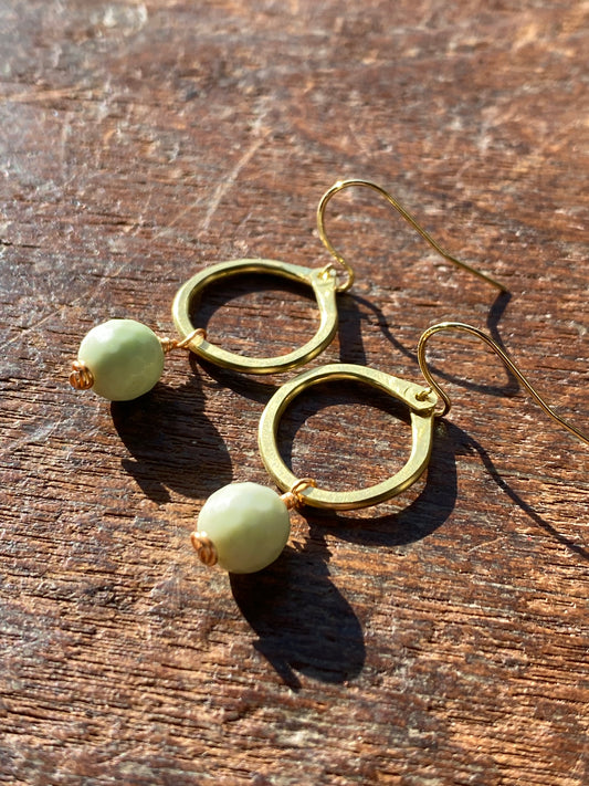 charmed link in lemon chrysoprase