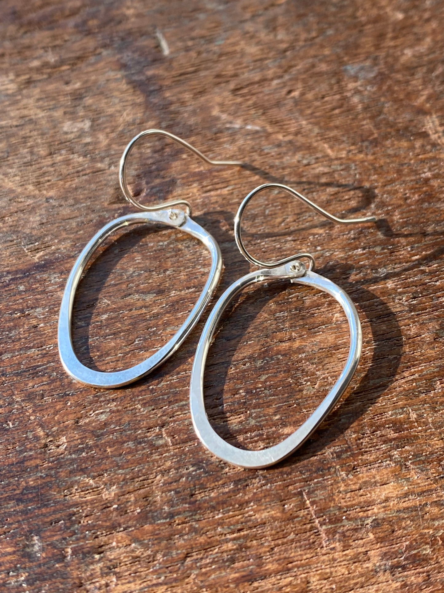 hammered sterling silver oval earrings (medium)